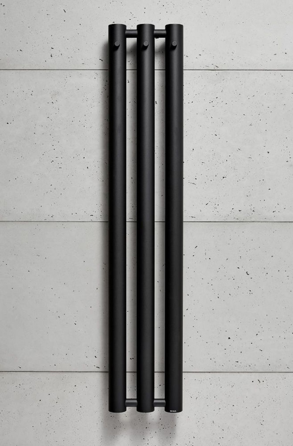 P.M.H. Rosendal Massive Badezimmerheizkörper dekorativ 150x29.2 cm schwarz R70/3B