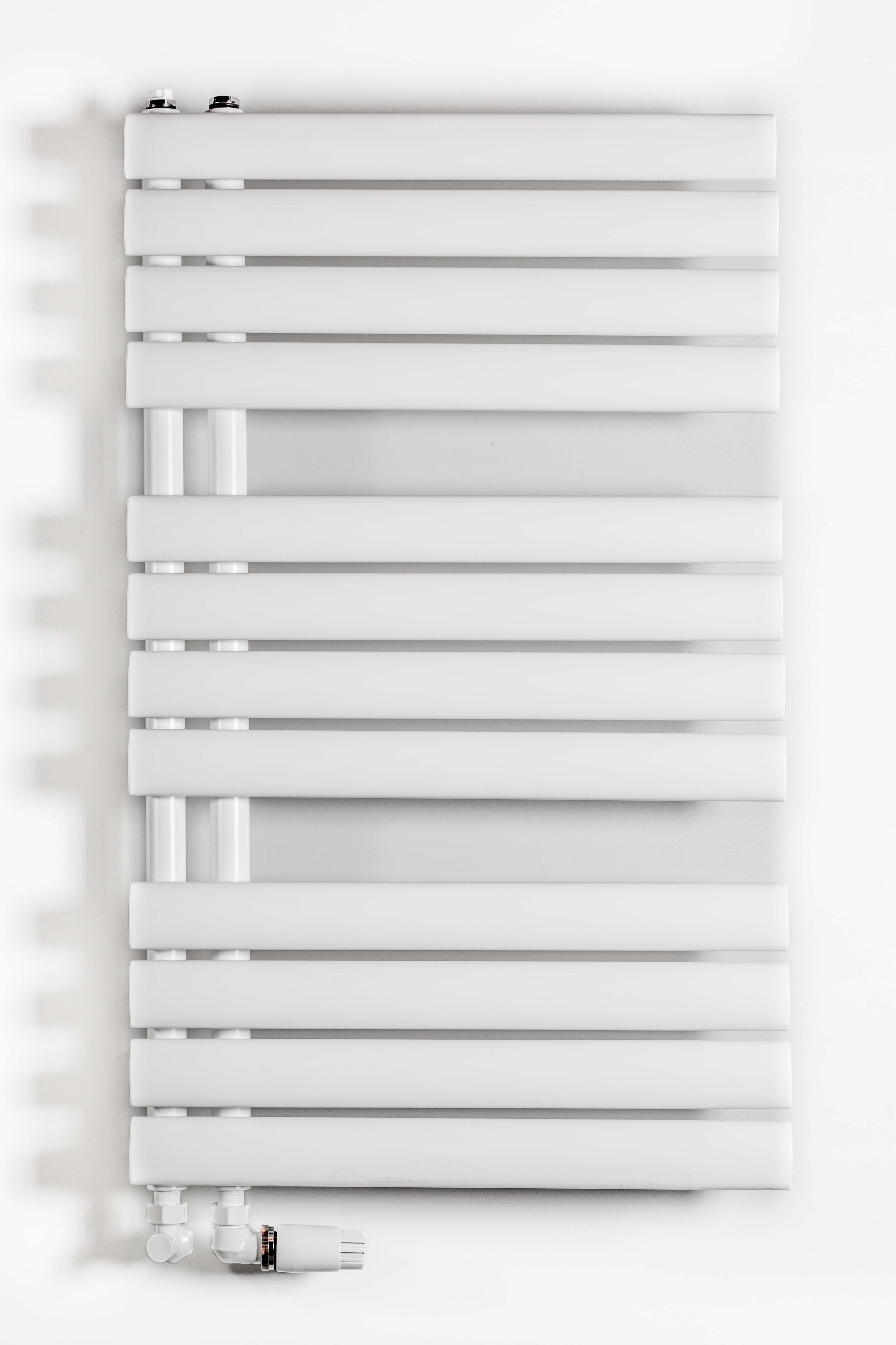 Luxrad Flag Bis Badezimmerheizkörper dekorativ 180.2x60 cm weiß FLA18026009003