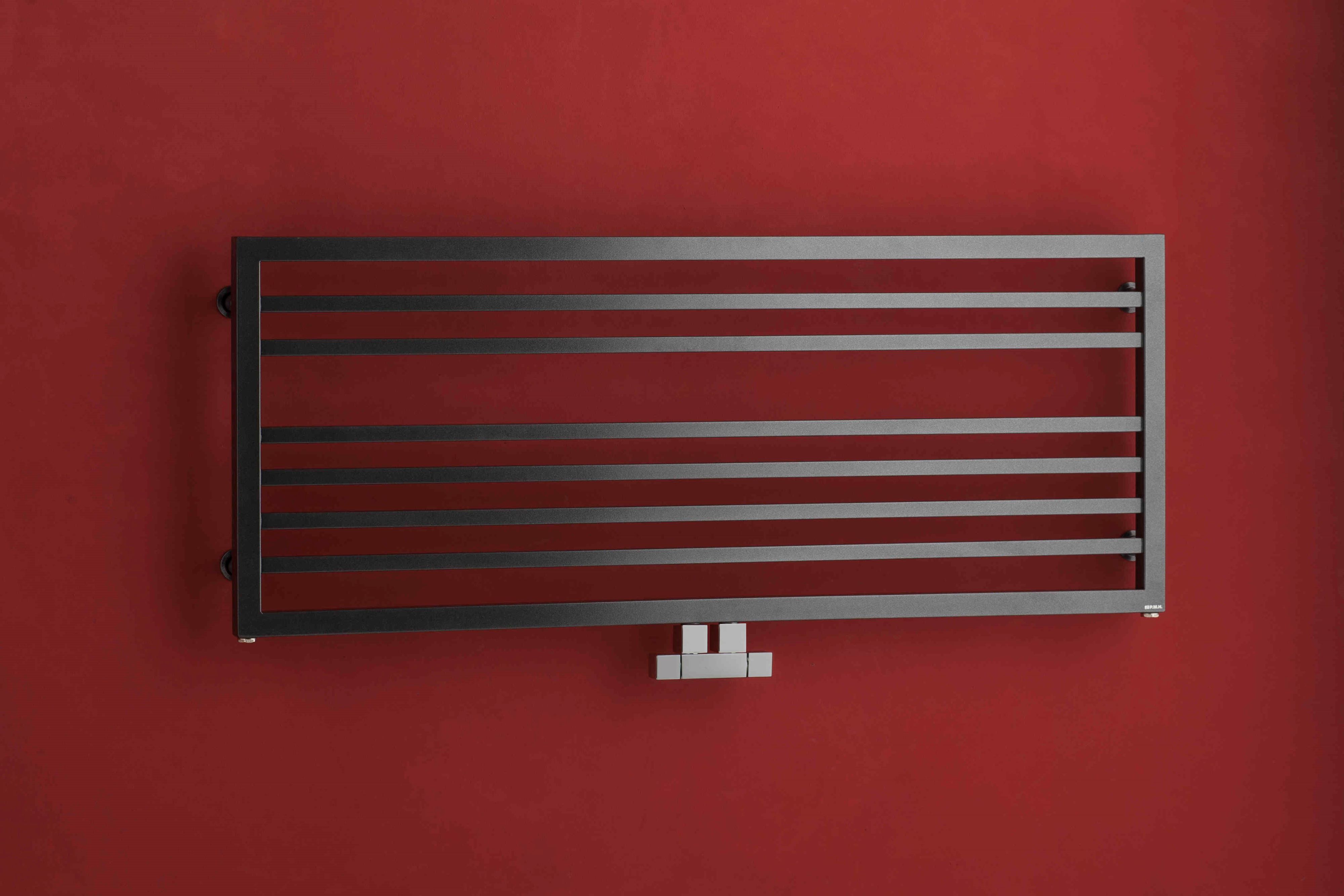 P.M.H. Avento Frame Badezimmerheizkörper dekorativ 48x121 cm schwarz AVFXLB