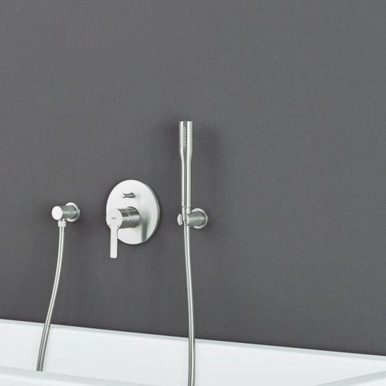 Set Kopfbrause Grohe Rainshower 26066DC0, Badewannen- und Duscharmatur Grohe Lineare 24064DC1, 26658DC0, 27400DC0, 28362DC1