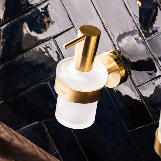 Set Betätigungsplatte Grohe Skate 38732GN0, Toilettenbürstengarnitur Grohe Essentials 40374GN1, 40367GN1, 40369GN1, 40365GN1, 40394GN1, 40364GN1