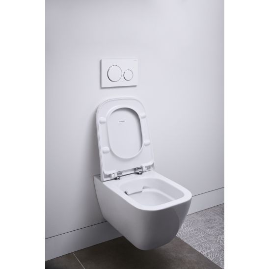 Set WC-Set mit Sitz Geberit Smyle Square 500.683.00.2, Unterputzrahmen Geberit Duofix 111.320.00.6, 111.815.00.1, 156.050.00.1