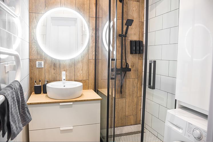 Kleines Bad mit Dusche und Waschmaschine? So nutzen Sie jeden Zentimeter optimal  